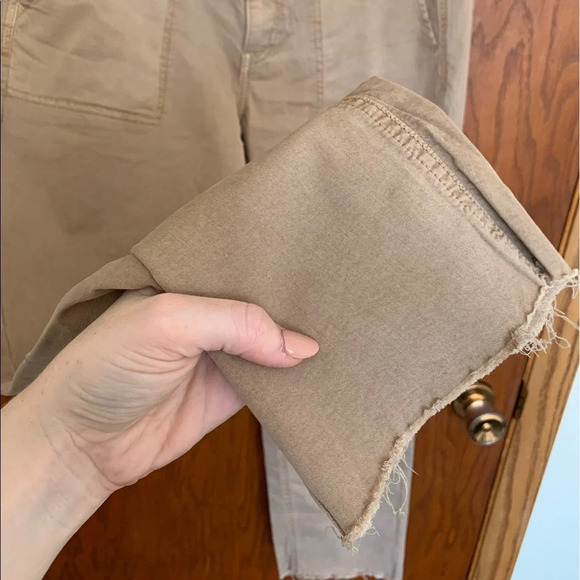 American Eagle Khaki Pants - Picture 3 of 6